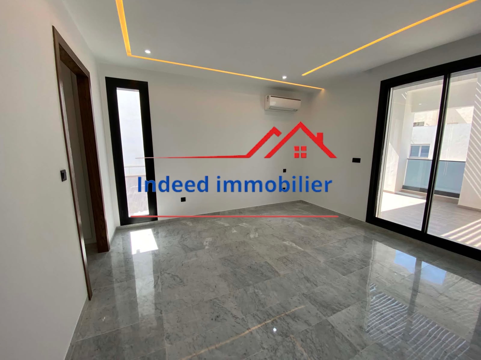 À VENDRE – Magnifique Appartement S+3 à Aïn Zaghouan Nord