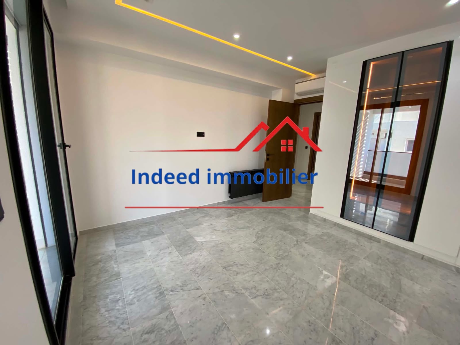 À VENDRE – Magnifique Appartement S+3 à Aïn Zaghouan Nord