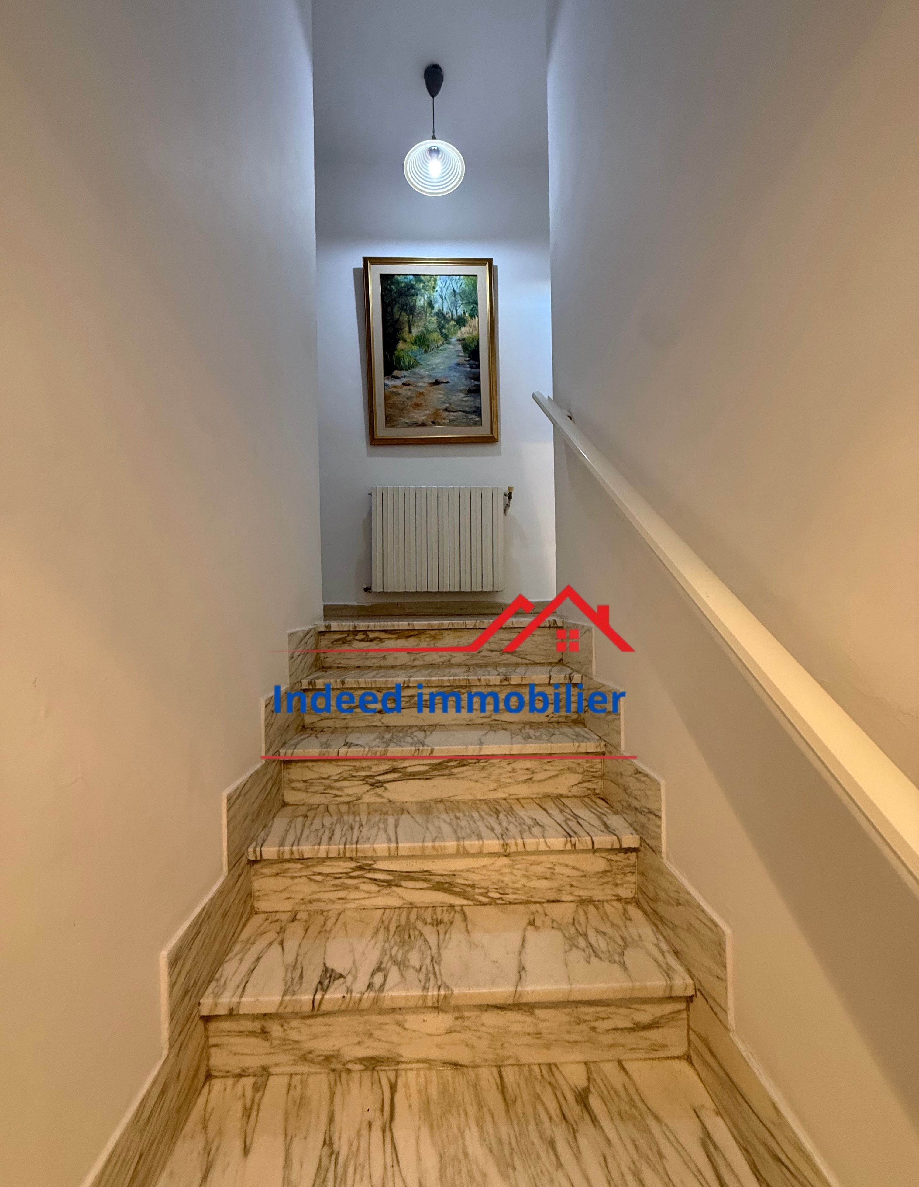 Superbe duplex à Menzah 6 (UV4)