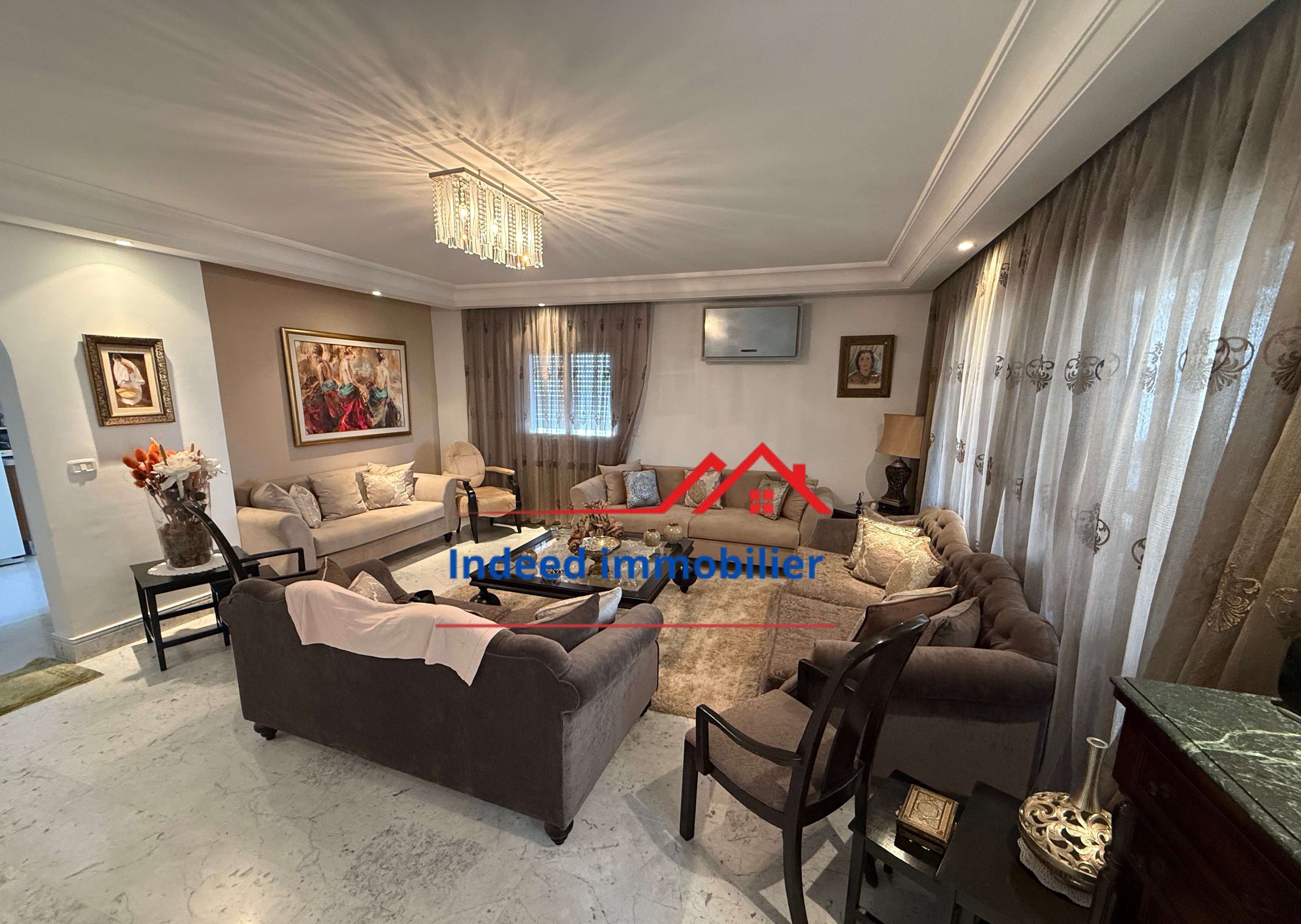 Superbe duplex à Menzah 6 (UV4)