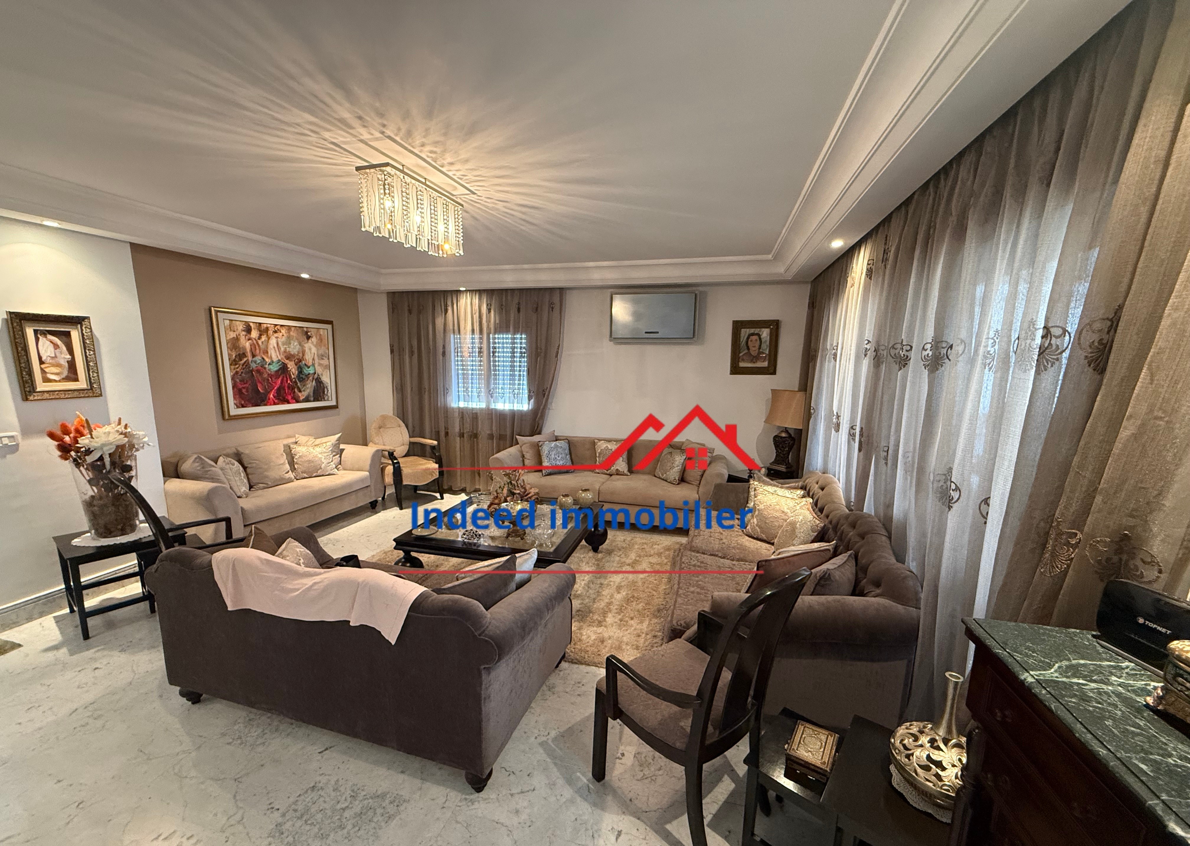 Superbe duplex à Menzah 6 (UV4)