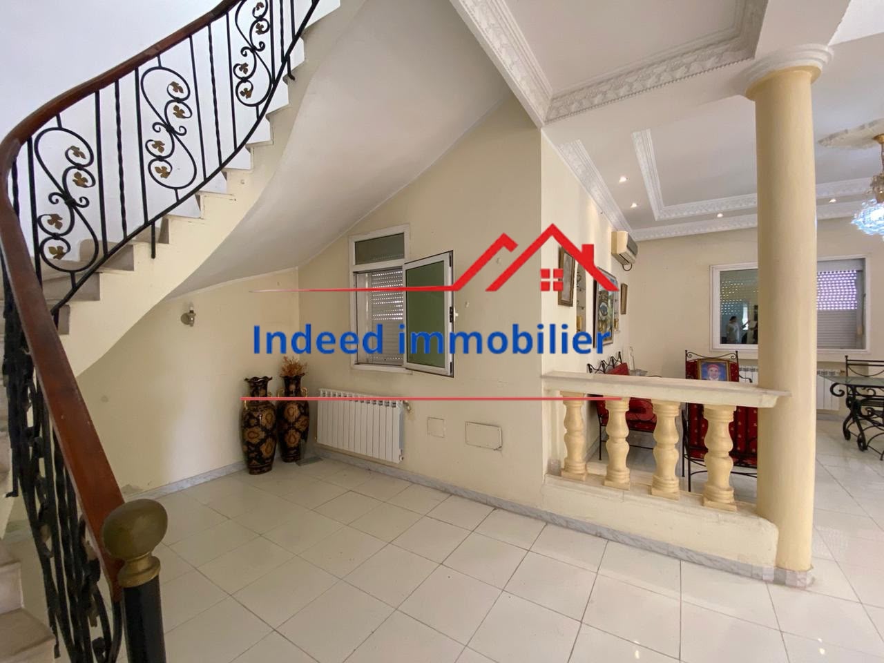 A VENDRE – VILLA DE PRESTIGE À LA SOUKRA