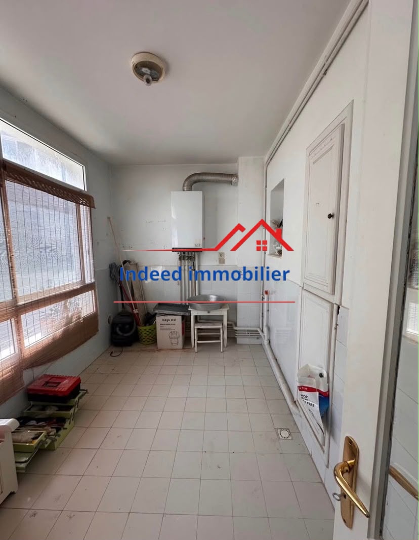 A VENDRE – S+3 À ENNASR 2