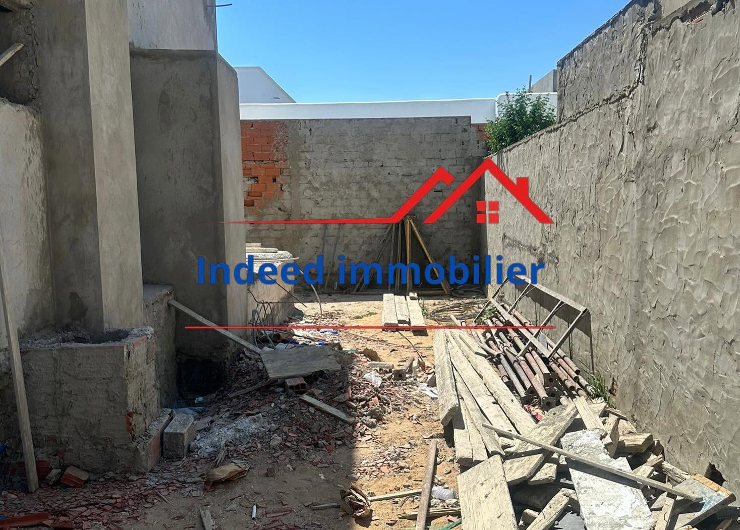  À Vendre – Villa SOUKRA PARK 