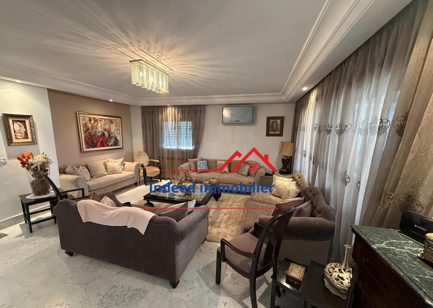 À vendre / À louer : Superbe duplex à Menzah 6 (UV4)