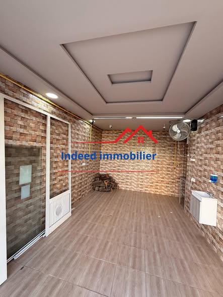 À VENDRE – Fond de Commerce à Nkhilette