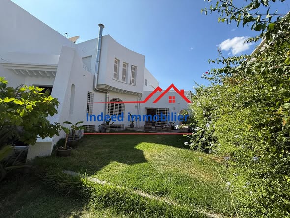 À VENDRE – Villa à Menzah 7 