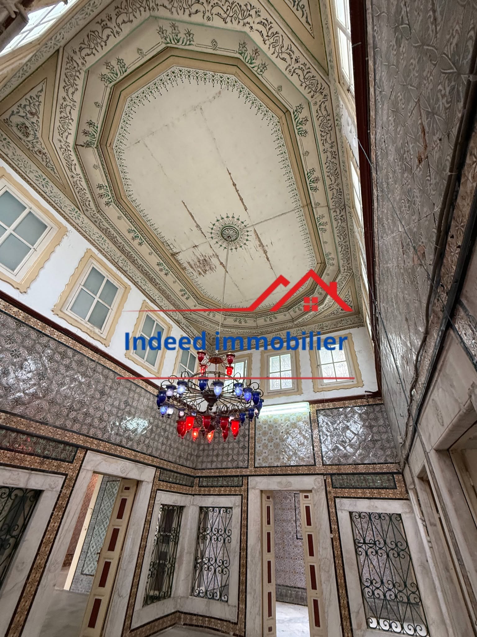  À VENDRE – MAISON AUTHENTIQUE DANS LA MÉDINA DE TUNIS