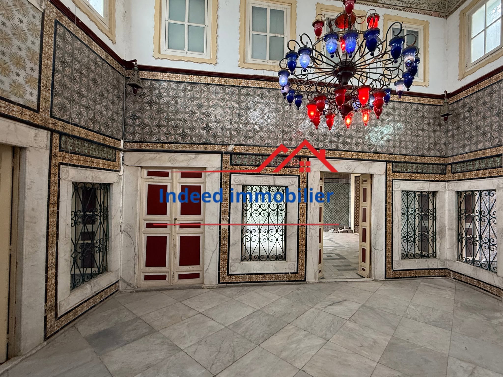  À VENDRE – MAISON AUTHENTIQUE DANS LA MÉDINA DE TUNIS