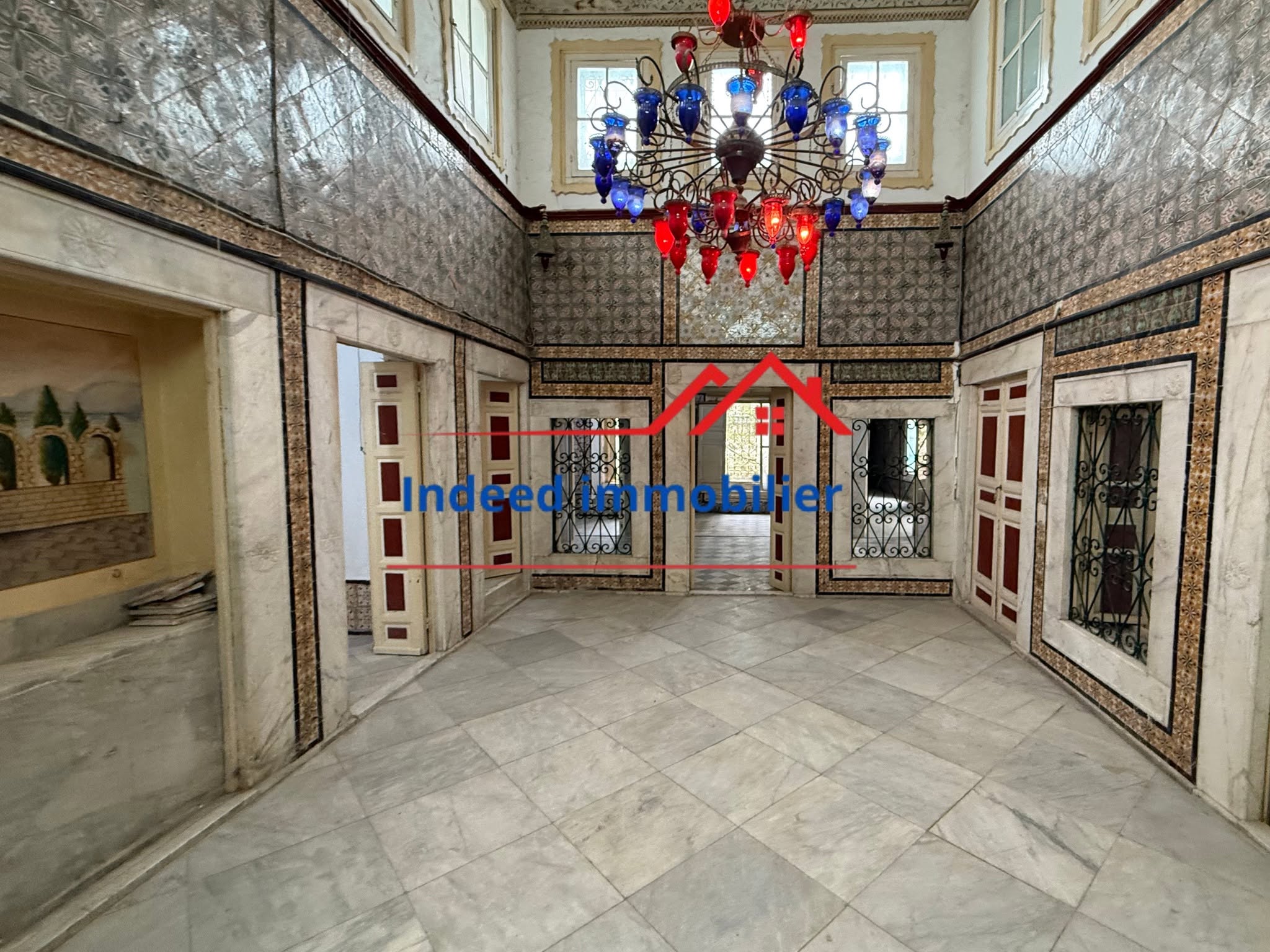  À VENDRE – MAISON AUTHENTIQUE DANS LA MÉDINA DE TUNIS