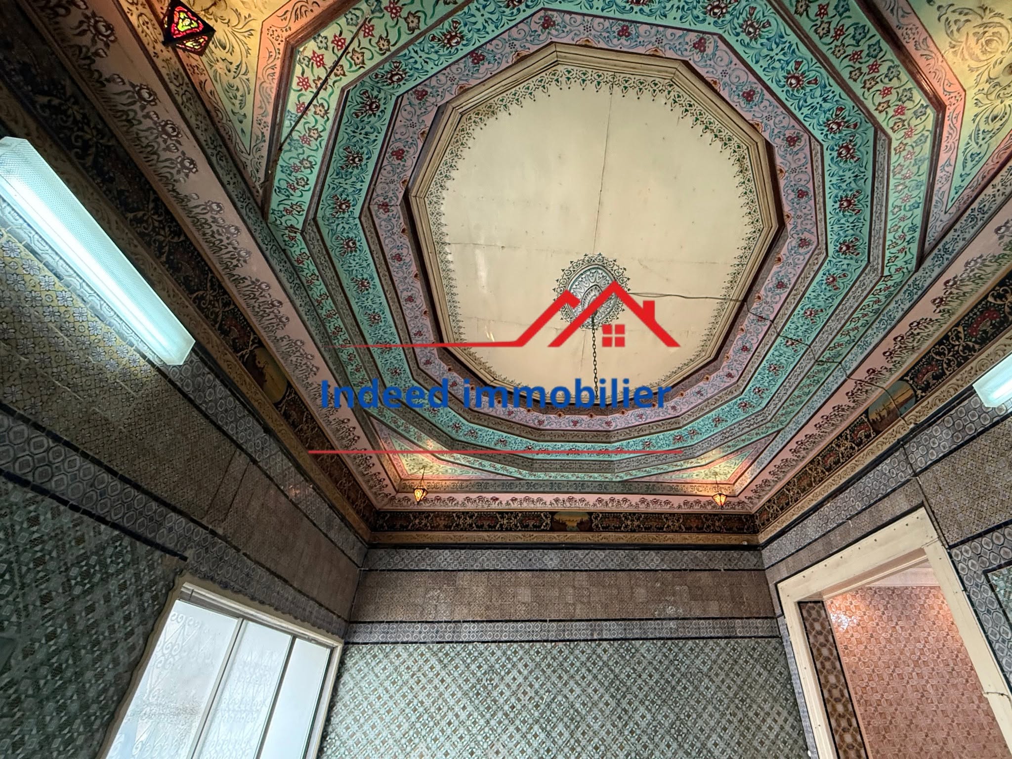  À VENDRE – MAISON AUTHENTIQUE DANS LA MÉDINA DE TUNIS