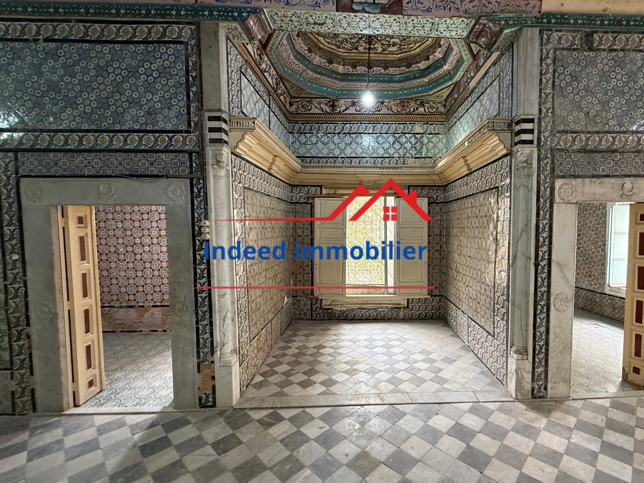  À VENDRE – MAISON AUTHENTIQUE DANS LA MÉDINA DE TUNIS