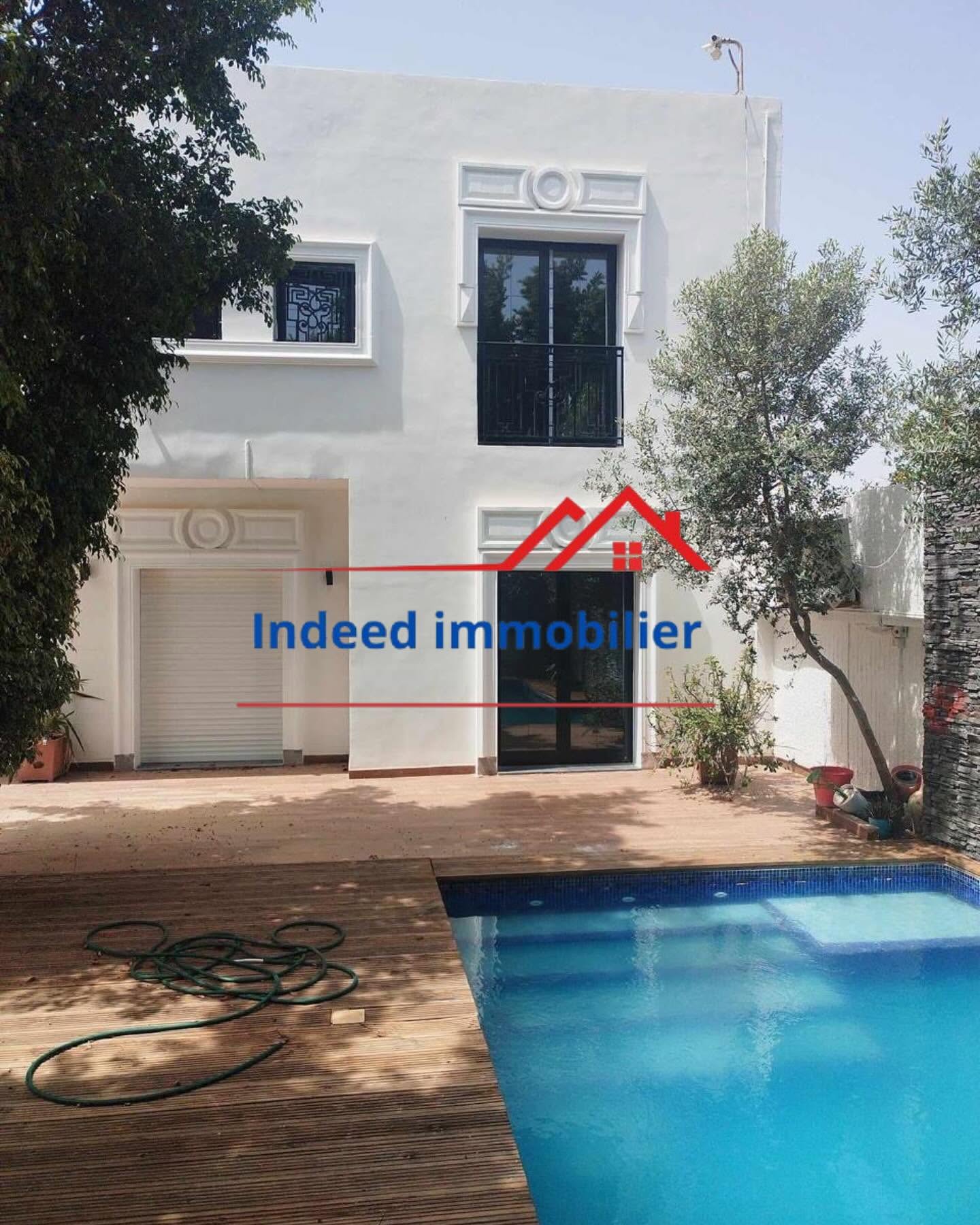 Villa haut standing à vendre à La Soukra