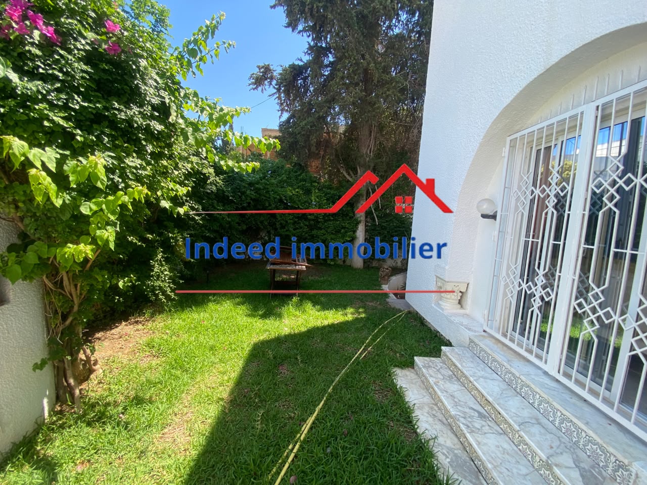  À VENDRE – Magnifique Villa S+5 à El Manar 2 