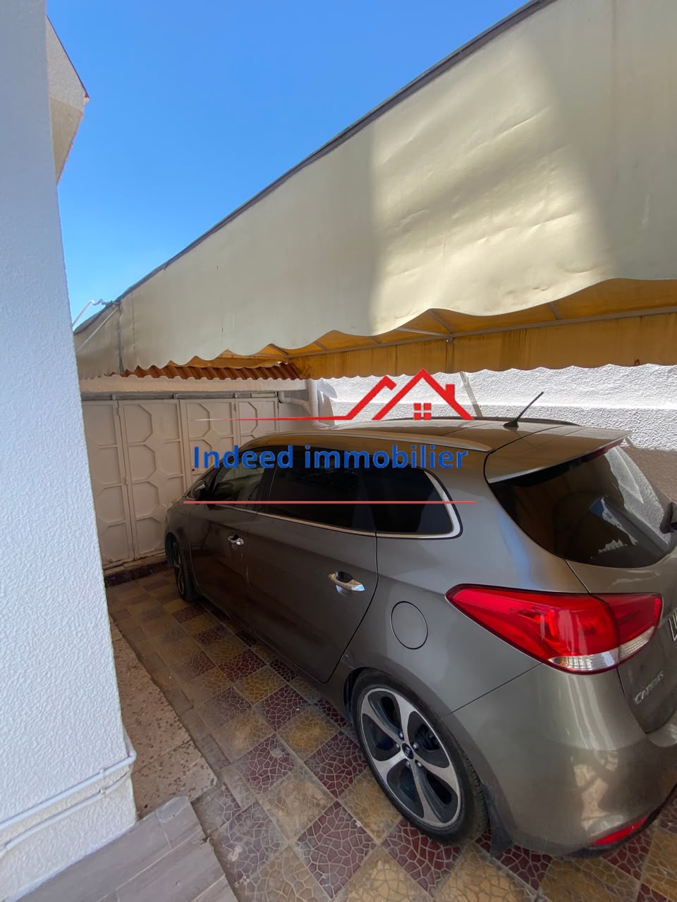  À VENDRE – Magnifique Villa S+5 à El Manar 2 