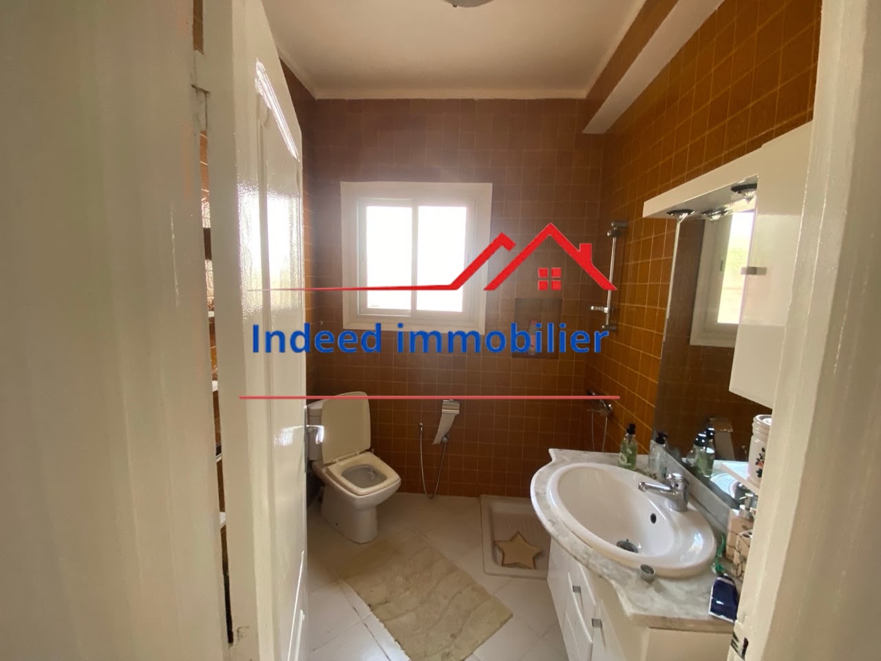  À VENDRE – Magnifique Villa S+5 à El Manar 2 