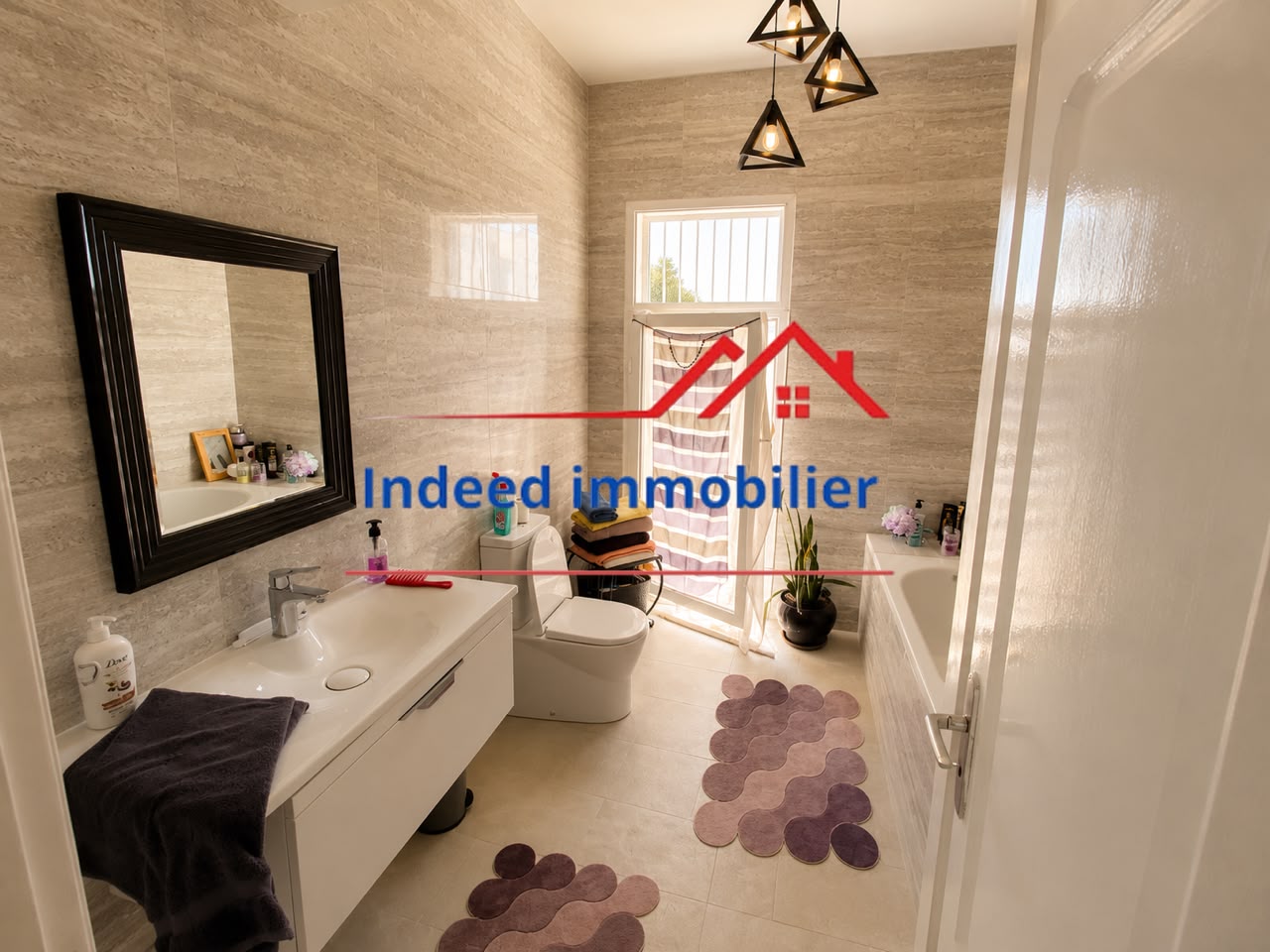  À VENDRE – Magnifique Villa S+5 à El Manar 2 