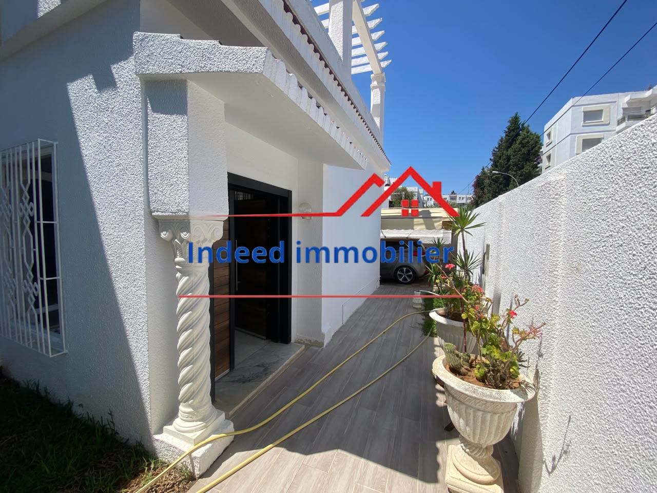  À VENDRE – Magnifique Villa S+5 à El Manar 2 