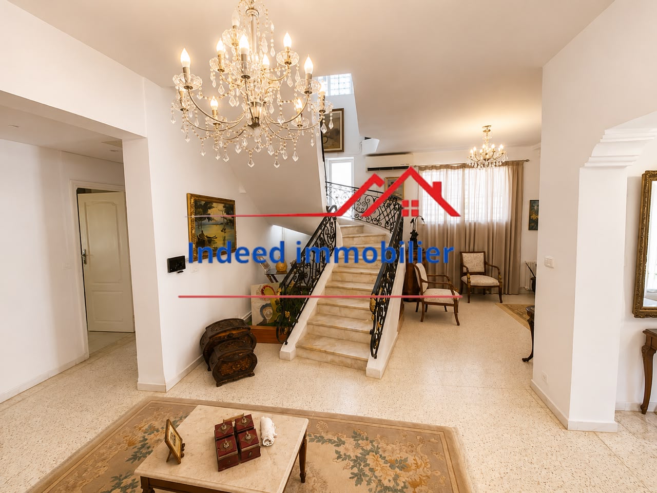  À VENDRE – Magnifique Villa S+5 à El Manar 2 