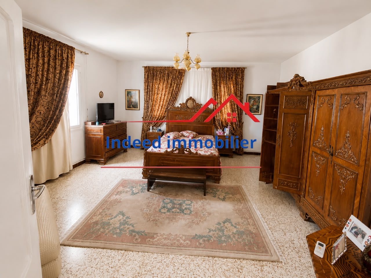  À VENDRE – Magnifique Villa S+5 à El Manar 2 