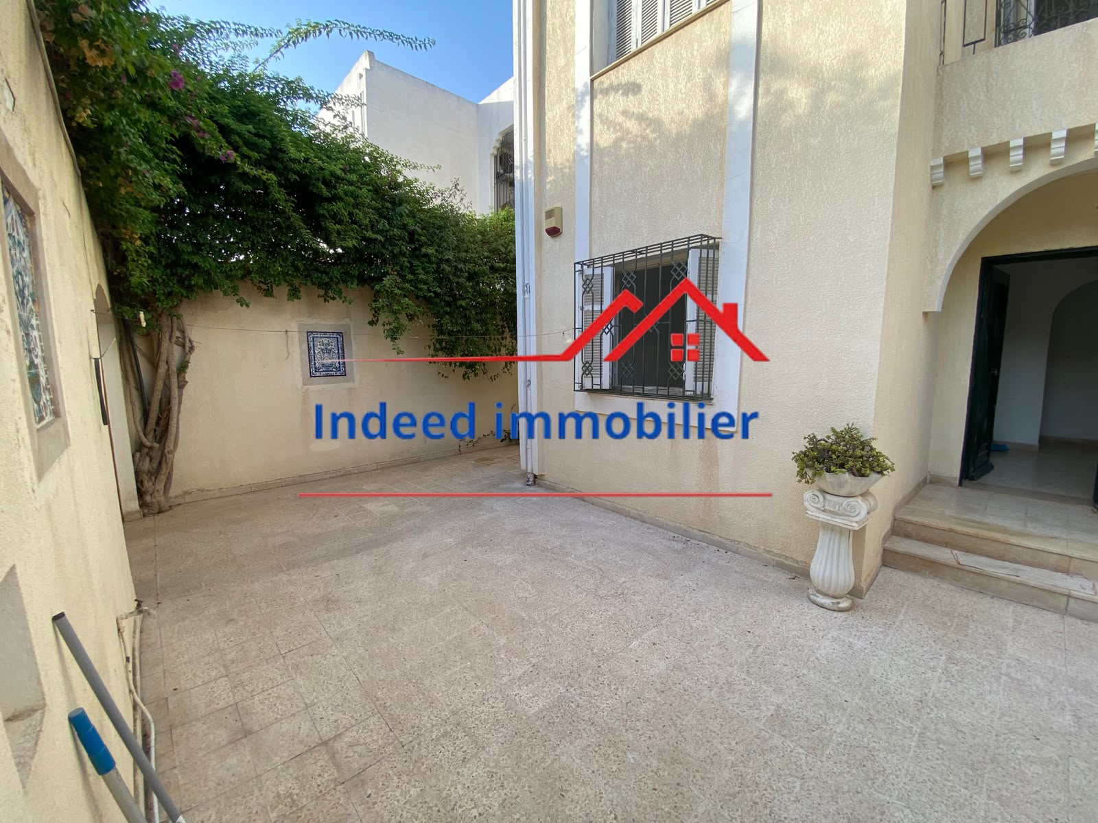 À VENDRE – Villa S+4 à La Soukra 