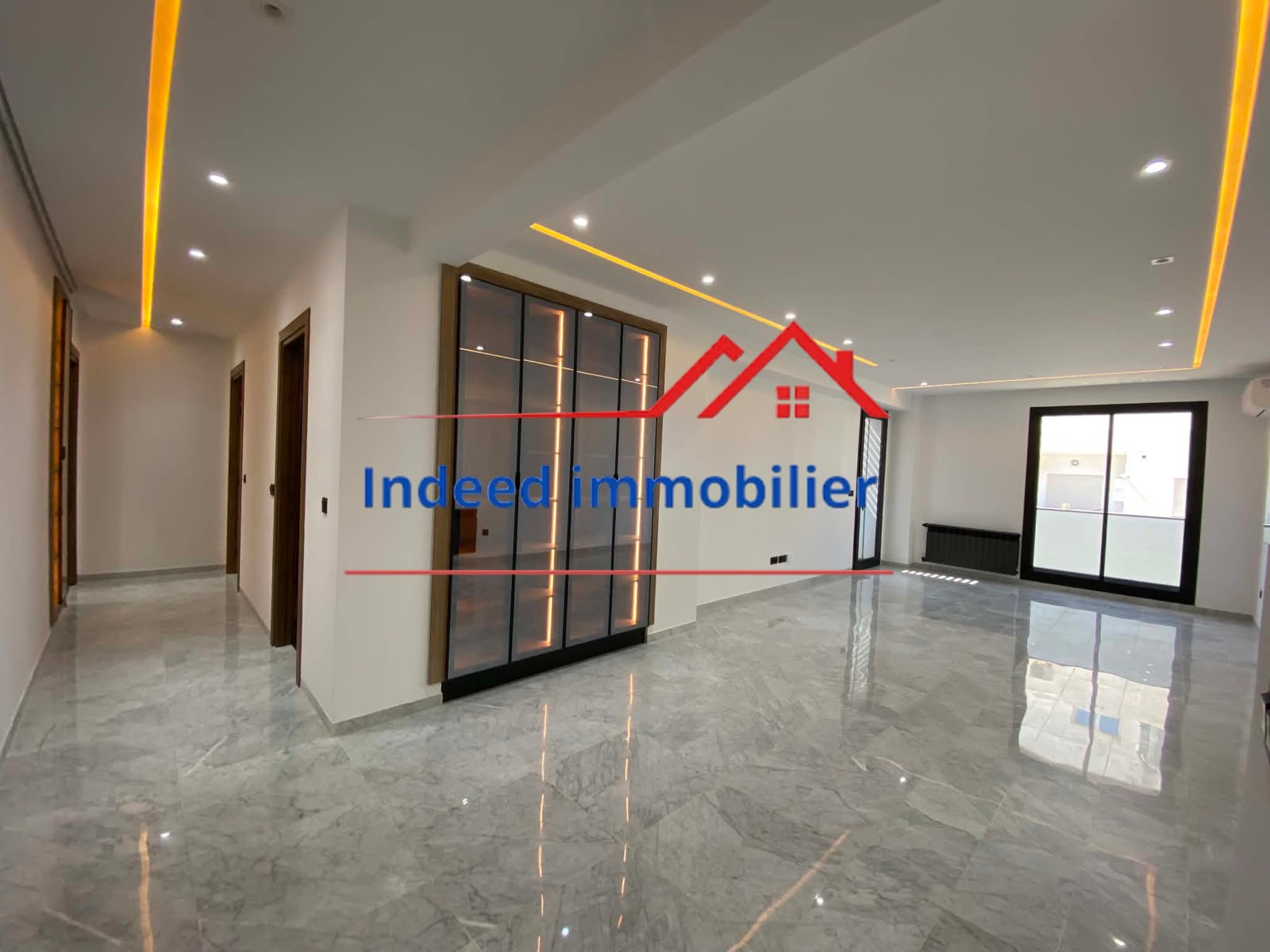 À VENDRE – Magnifique Appartement S+3 à Aïn Zaghouan Nord