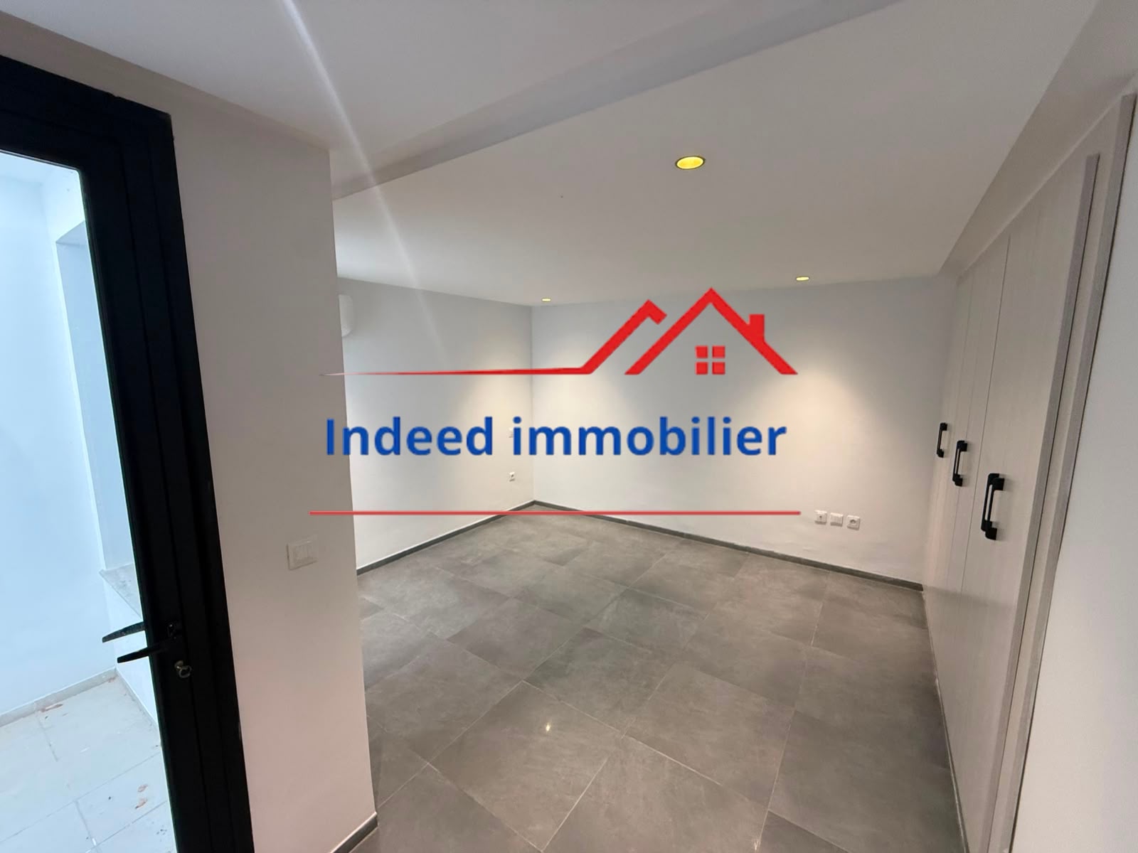  À LOUER – Magnifique Villa S+3 Indépendante 