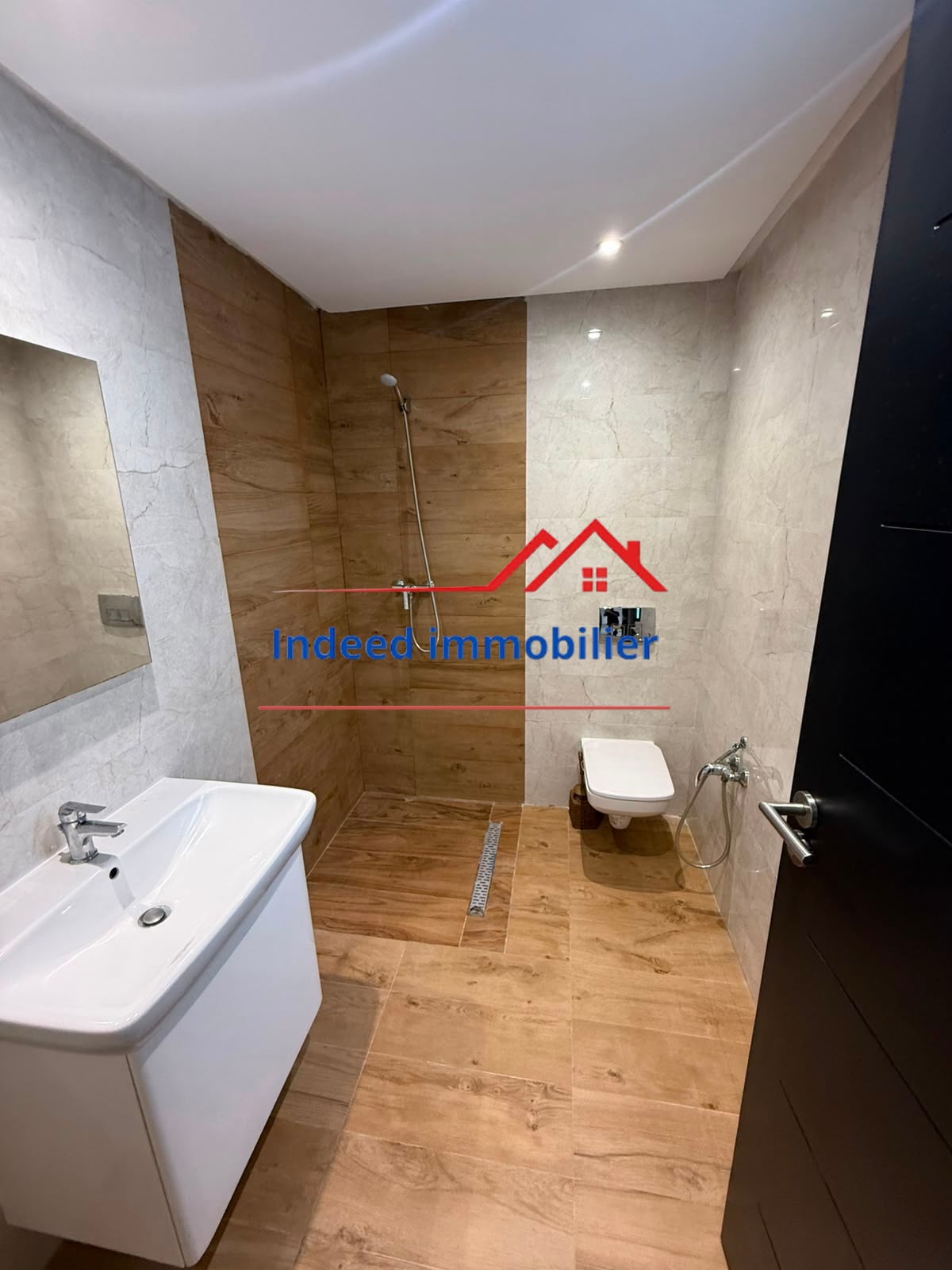  À LOUER – Magnifique Villa S+3 Indépendante 
