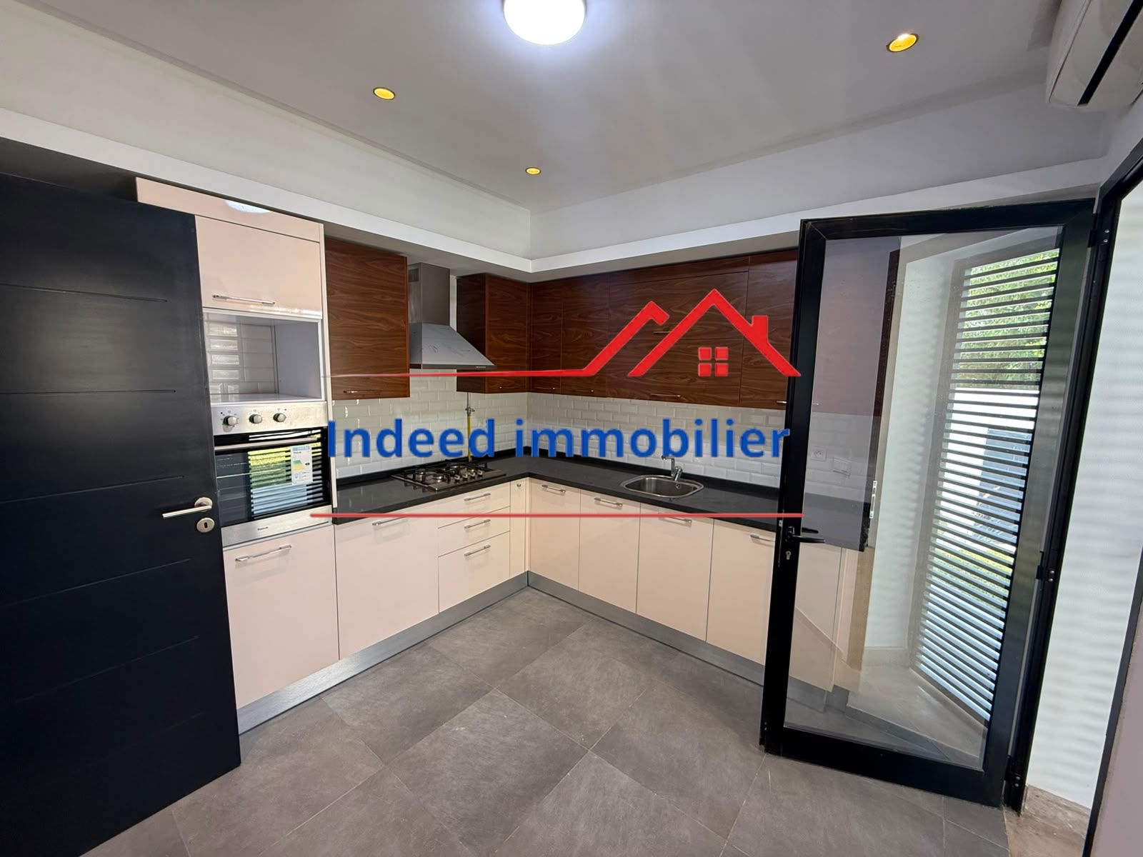  À LOUER – Magnifique Villa S+3 Indépendante 